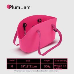 Breathable Lightweight And Large Capacity Portable Pet Cat Dog Shoulder Bag (Option: Plum fruit sauce color-M)